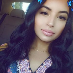 Meet your Posher, Karissa